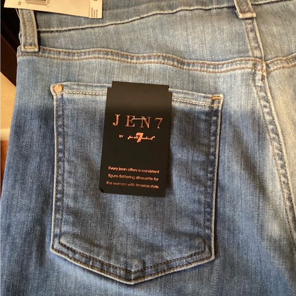 NWT JEN 7 by 7 for All mankind Shorts. Sz 10 - Picture 5 of 9